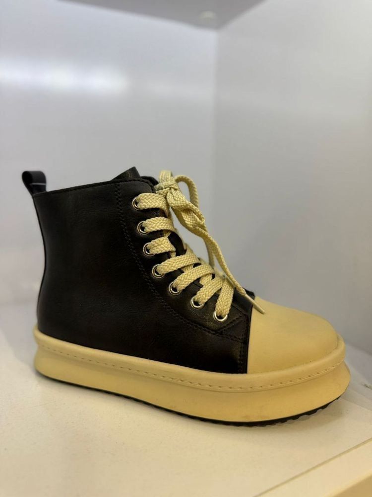 Кроссовки Kapika