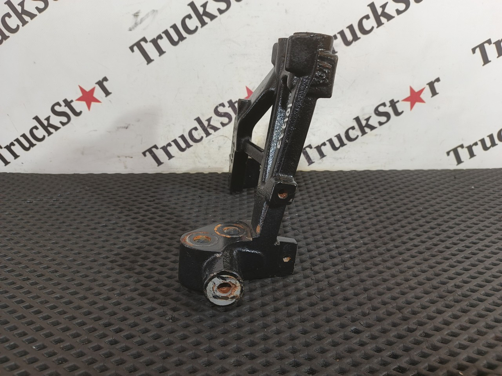 Кронштейн кабины задний левый 2023г.