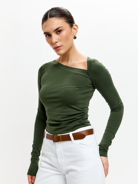 Лонгслив Джейн с асимметричным вырезом в цвете хаки