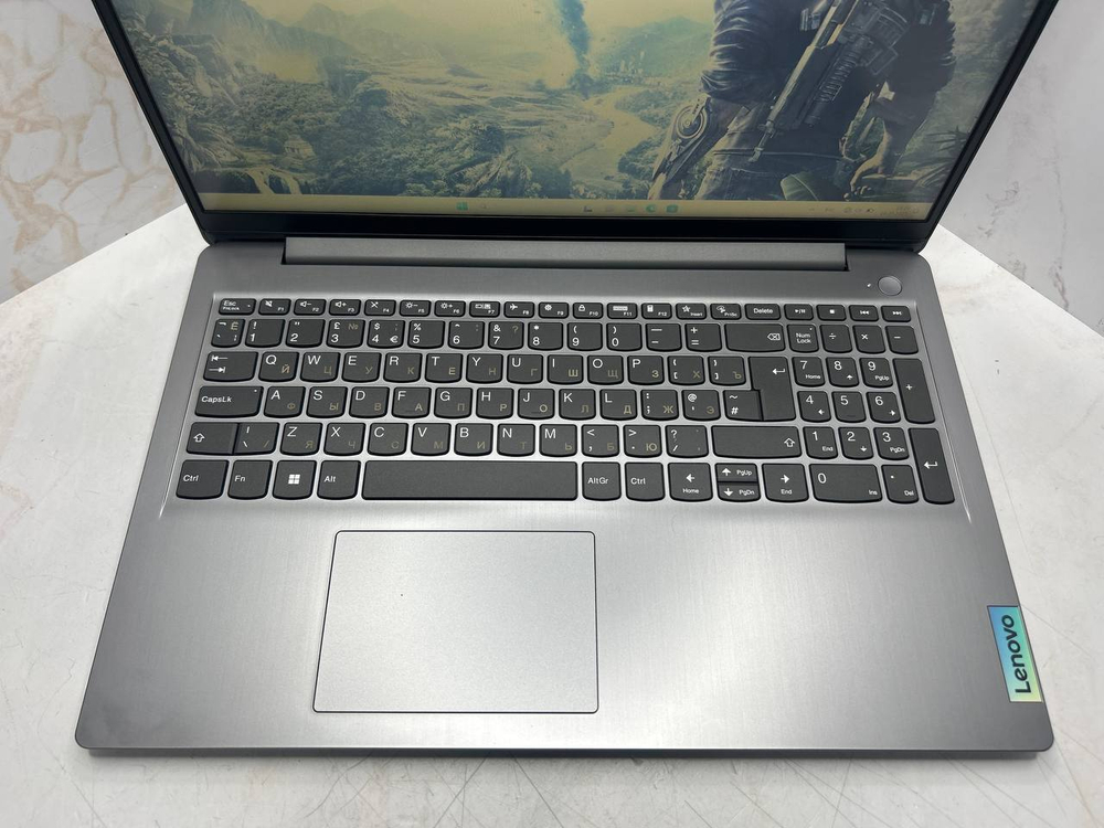 Ноутбук Lenovo IdeaPad 3-15ITL6. 15.6"/Intel Core i3-1115G4/RAM 4Gb/SSD 1024Gb/Intel UHD/1920*10800/TN/Windows 11/серый