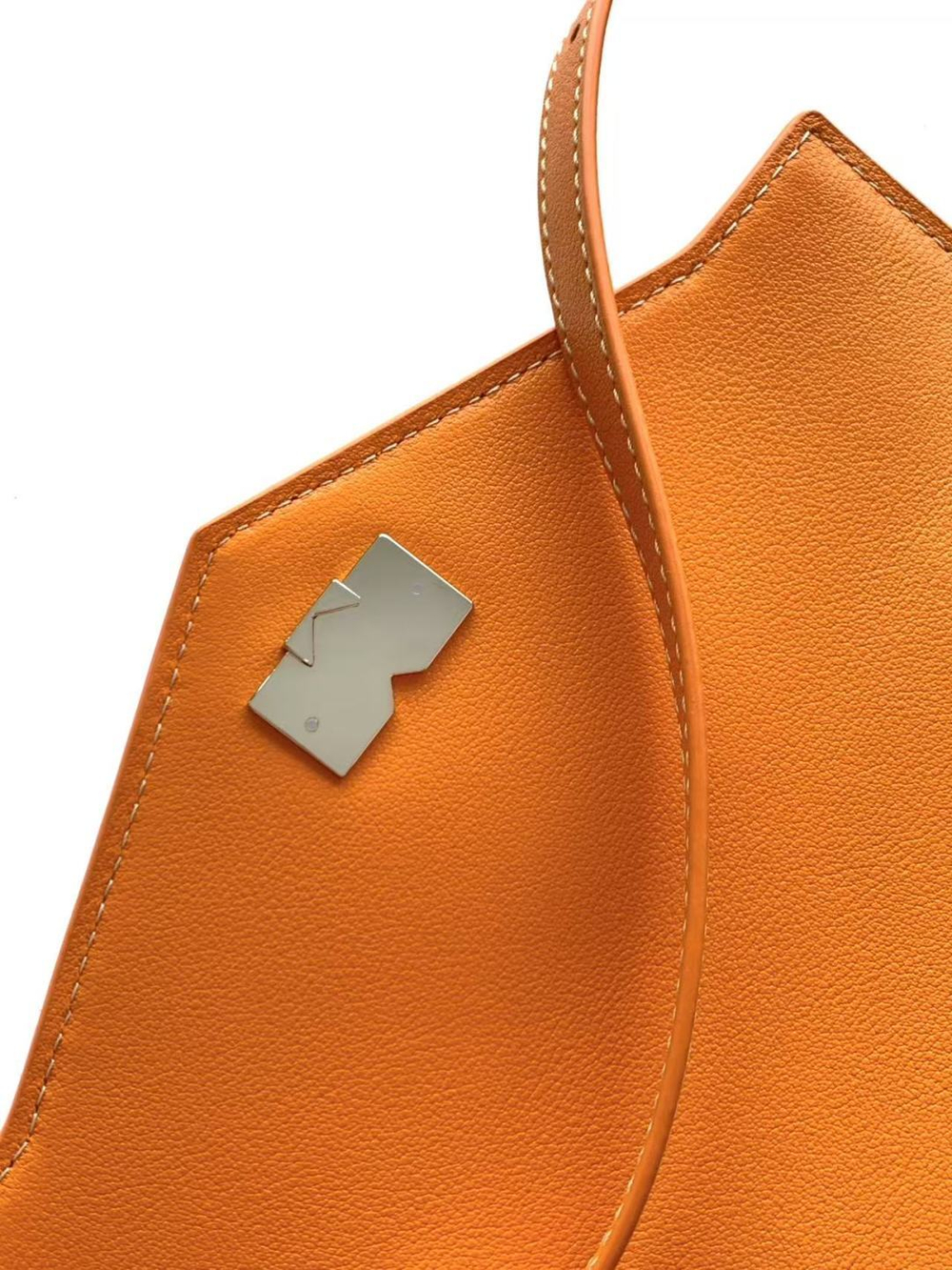 Moynat Besace Bag 22 cm