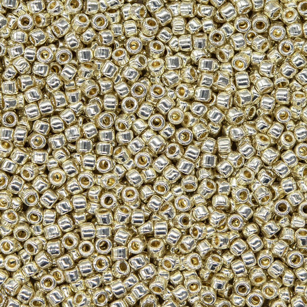 Японский бисер TOHO Round 15/0 (№PF558), непрозрачный глянцевый с металлическим блеском