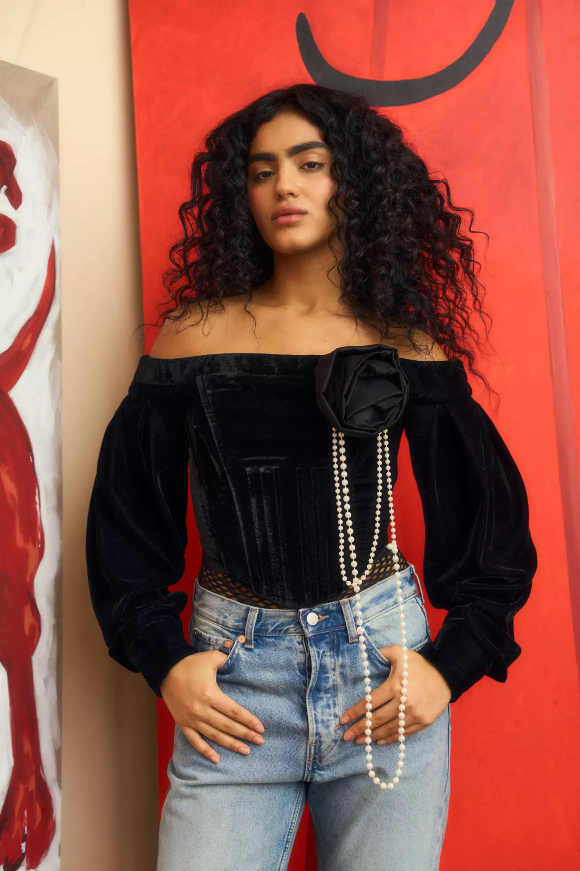 Бархатный корсет с розой