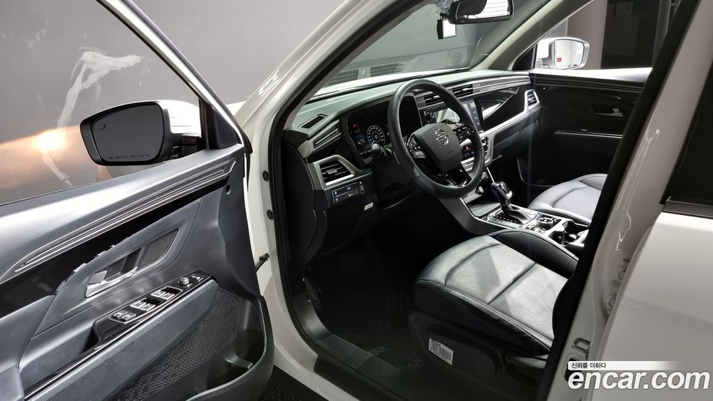 KG Mobility (Ssangyong) Beautiful Korando Бензин 1.5 2WD C5 (06.2021)