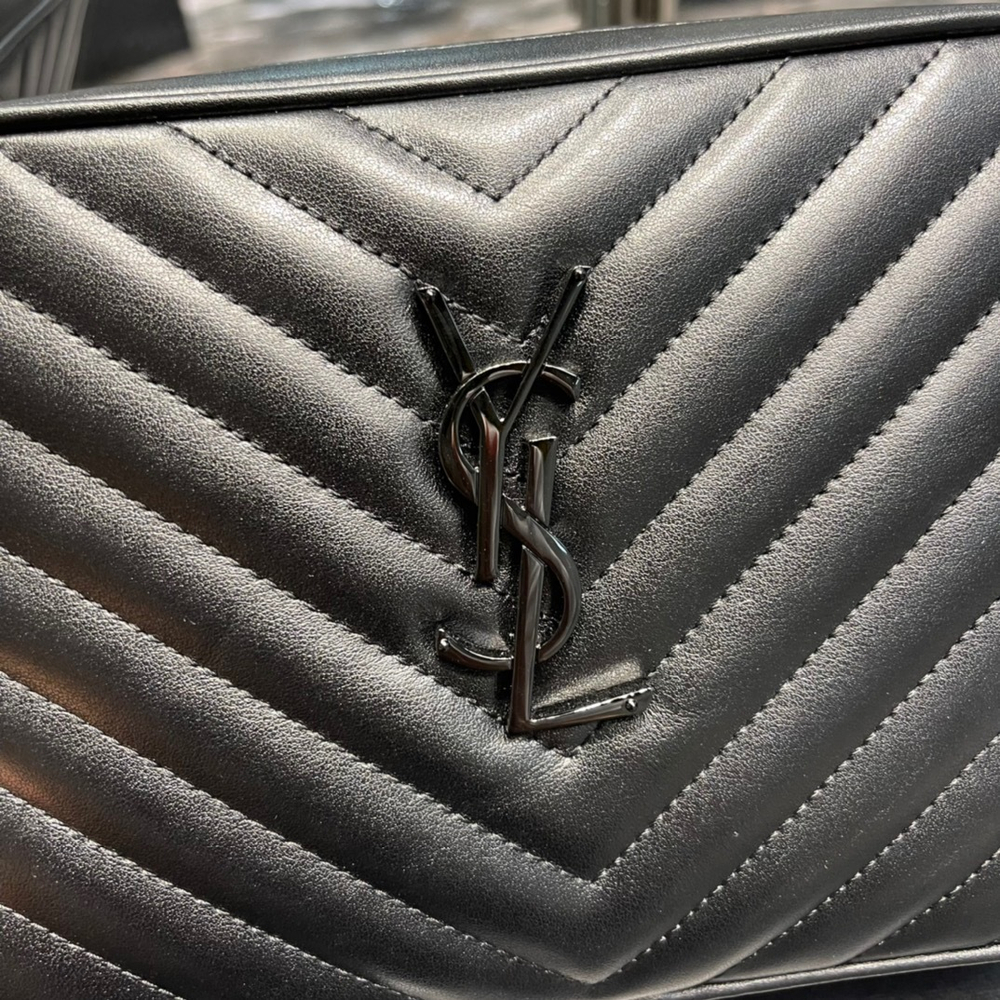 Saint Laurent Lou Camera Bag 23 cm