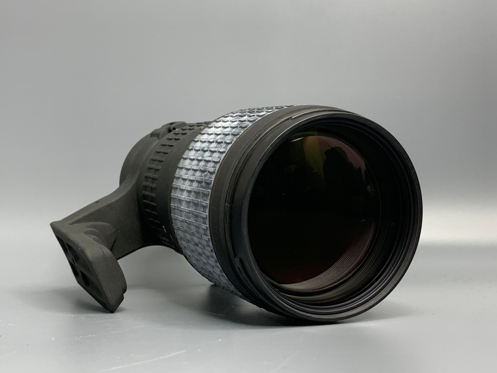 Sigma 100-300mm APO F4 HSM Nikon F