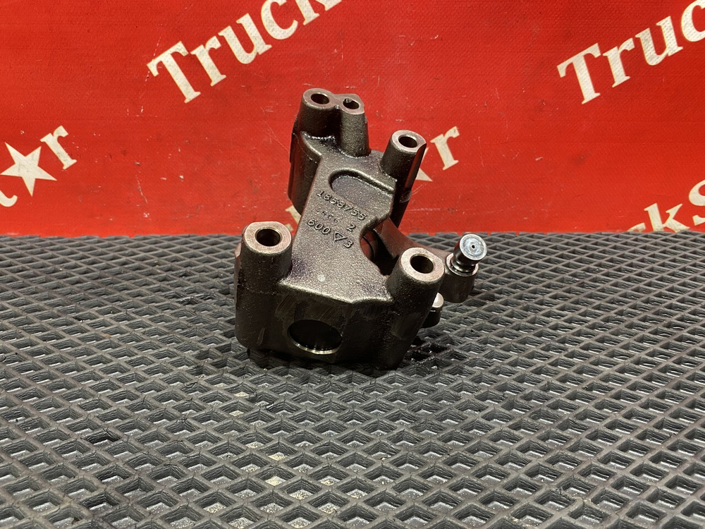 Вал рокеров в сборе 2018г.