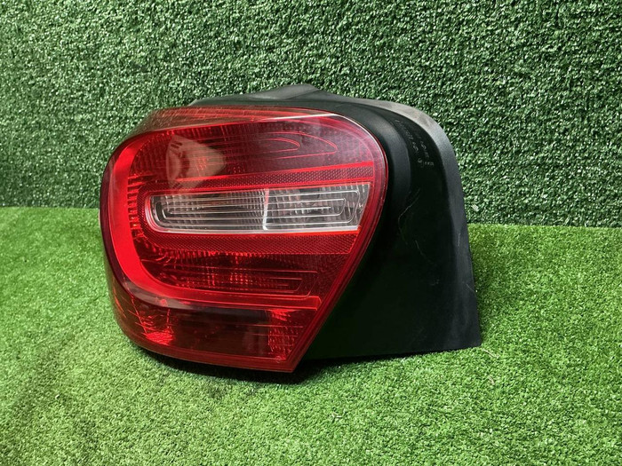 Фонарь левый Mercedes A W176 (2012-2015)