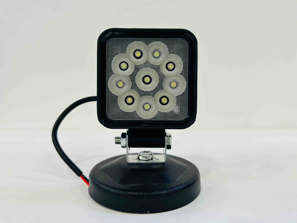 Фара светодиодная дополнительная, квадратная, направленный свет, 10 диодов, 30 Вт, TG (за 1 шт.)