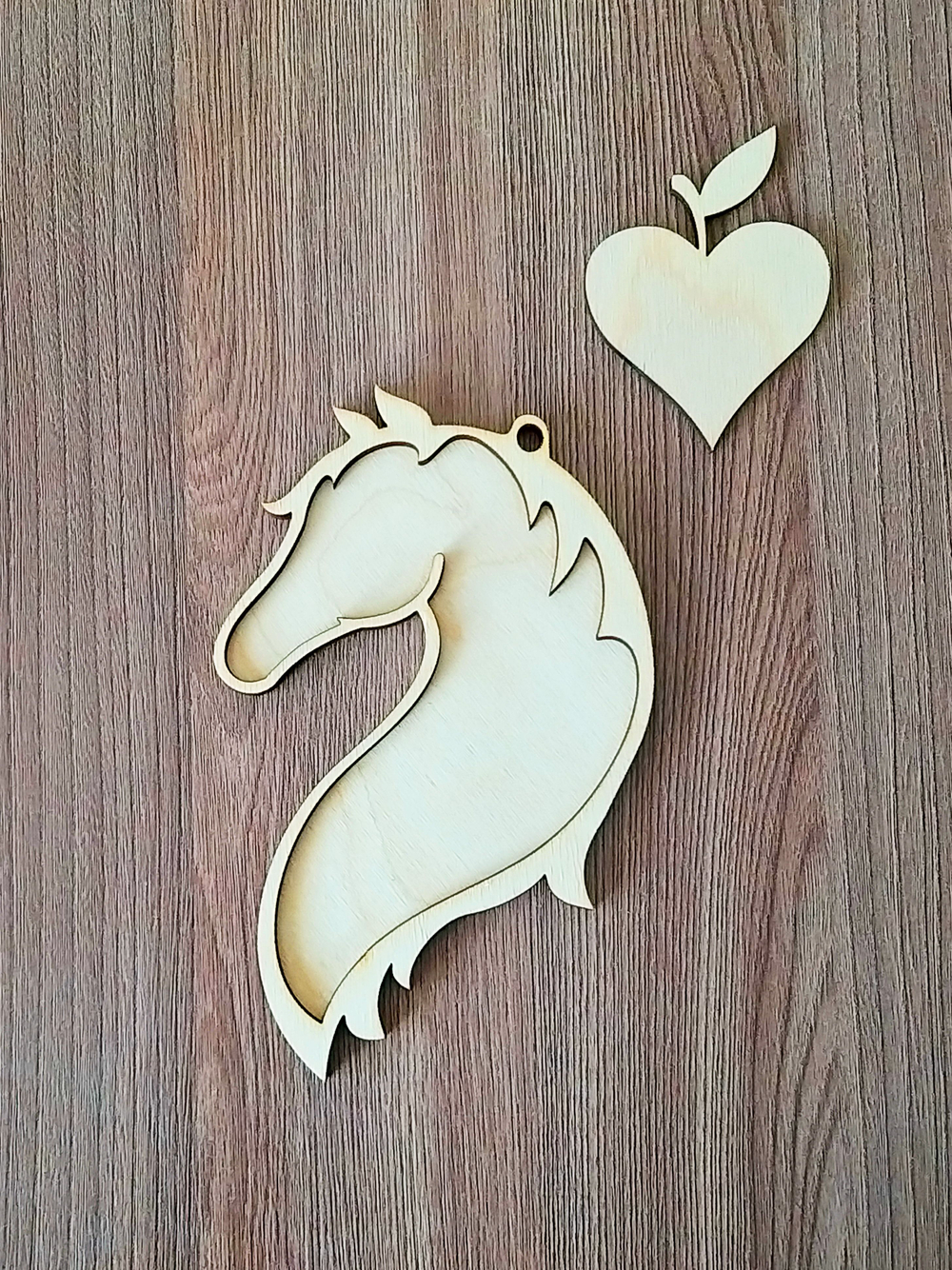 Набор для творчества стеклянная мозаика Елочная игрушка Лошадь Символ года.