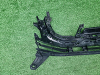 Решетка переднего бампера Land Cruiser 300 (21-нв)