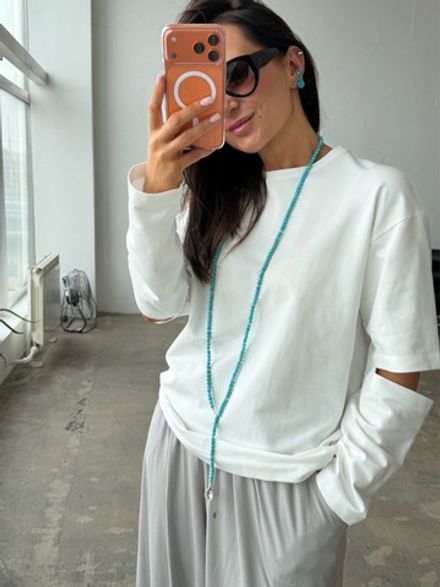 Лонгслив с разрезами на рукавах белый