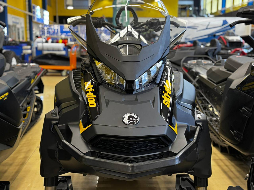 Снегоход BRP Ski Doo Tundra LE 600 Ace