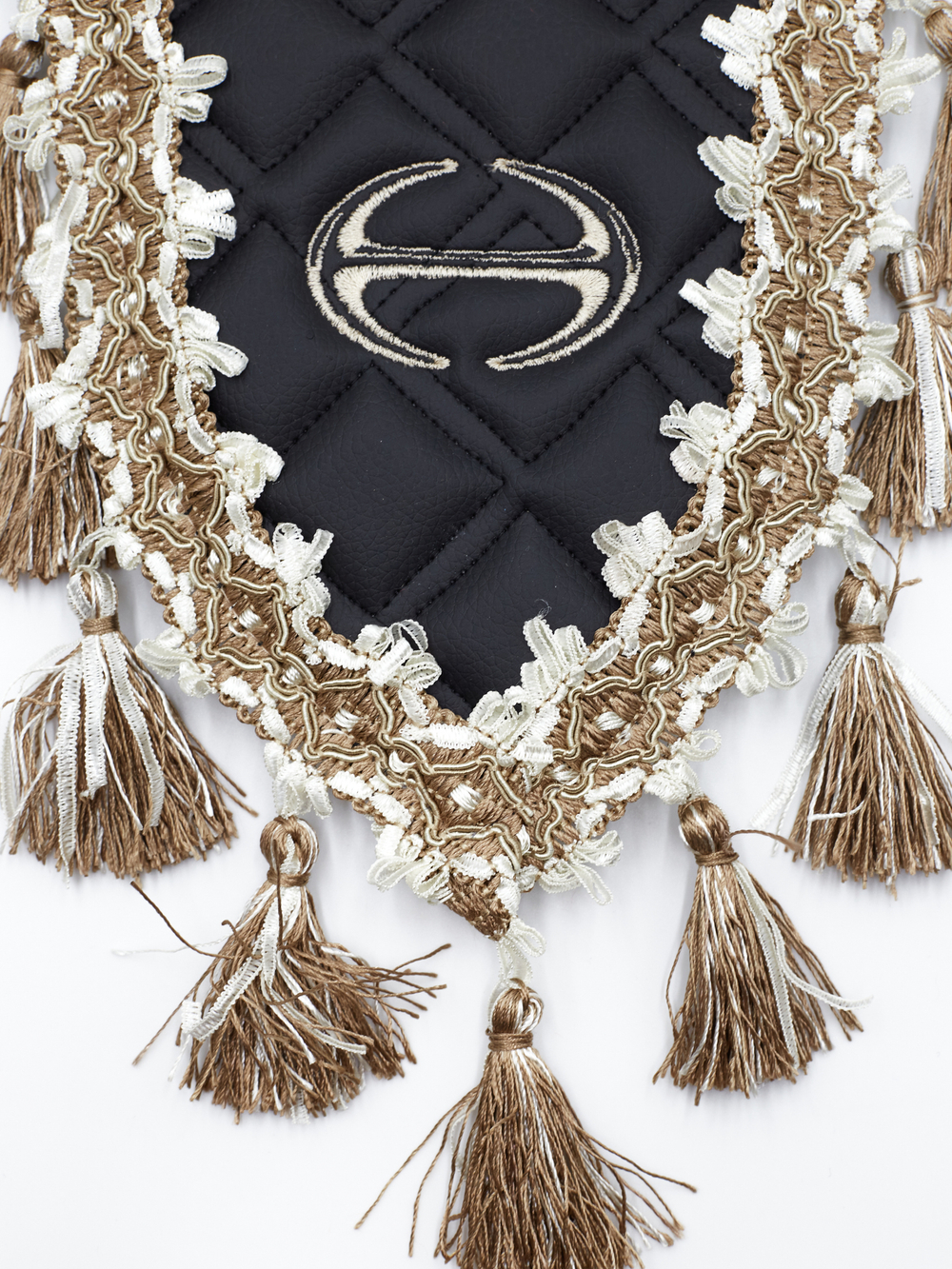 Вымпел тройной HINO (экокожа, черный с бежевыми кисточками)