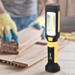 Светодиодный фонарь ЭРА Рабочие Практик RB-801 на батарейках магнит крючок прищепка вращающееся основание Soft-touch | Рабочие  фонари