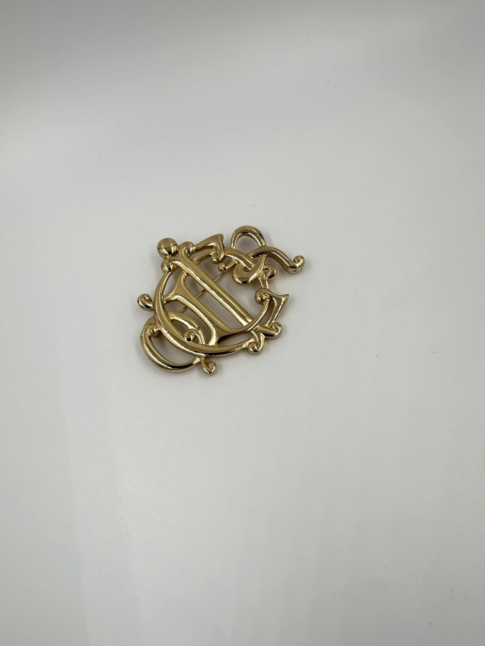 Брошь лого Christian Dior