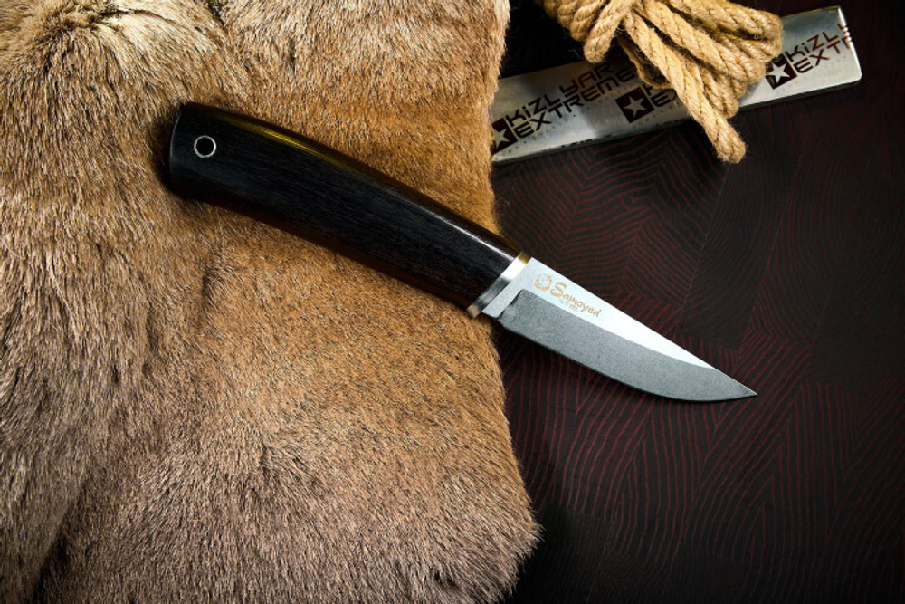 Нож Kizlyar Supreme SAMOYED VG-10 SW WH LS (StoneWash, Walnut Handle, Leather Sheath)
