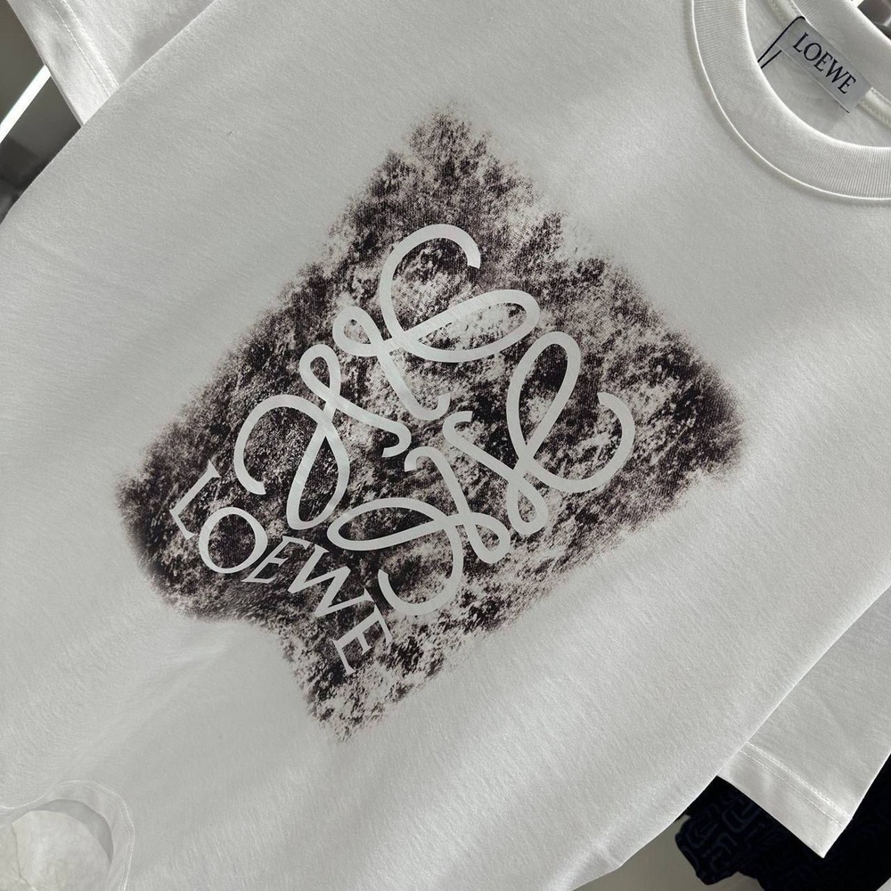 Футболка Loewe