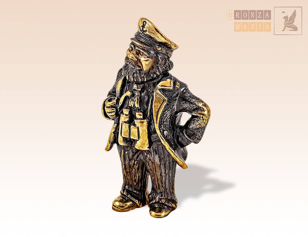 фигурка Капитан