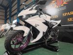 Yamaha YZF-R25 , 2015