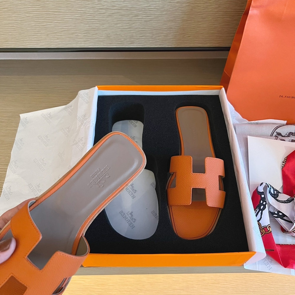 Hermes Oran Sandal