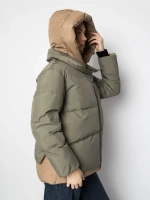 Короткая куртка утепленная с капюшоном