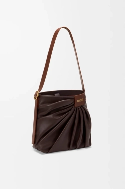 Loewe Сумка-тоут Draped из мягкой овечьей кожи наппа, темно-каштановый