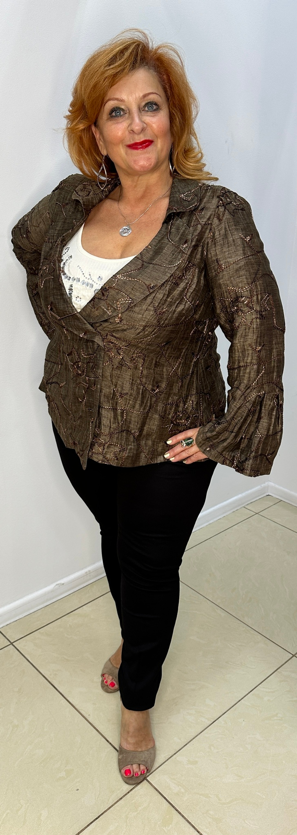 Красивый французский пиджак жатка