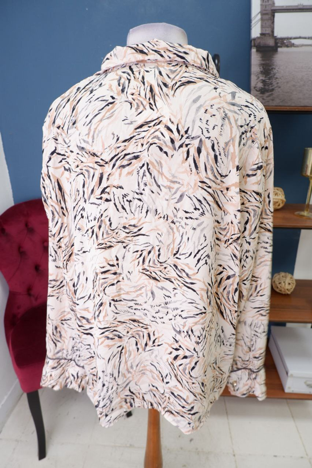 Блузка Primark красивая 50 размер