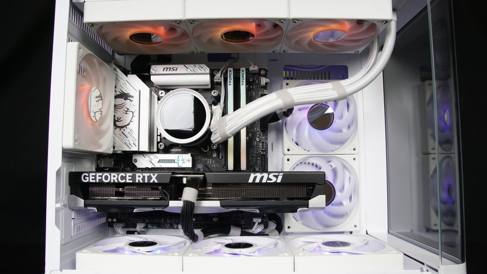 i7 12700KF + RTX 5080 16Gb