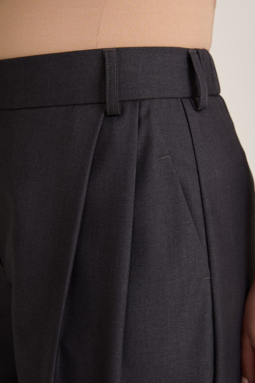 Брюки со стрелками, темно-серый