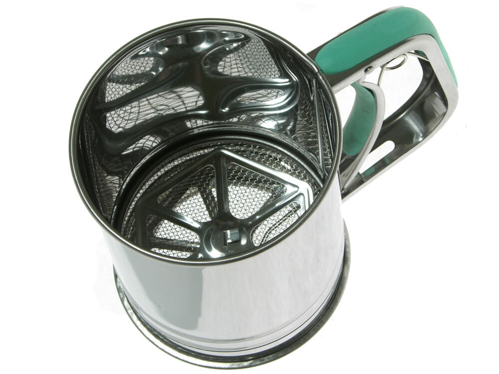 Сито-кружка для муки 2-ая сетка (в ассортименте) 521513