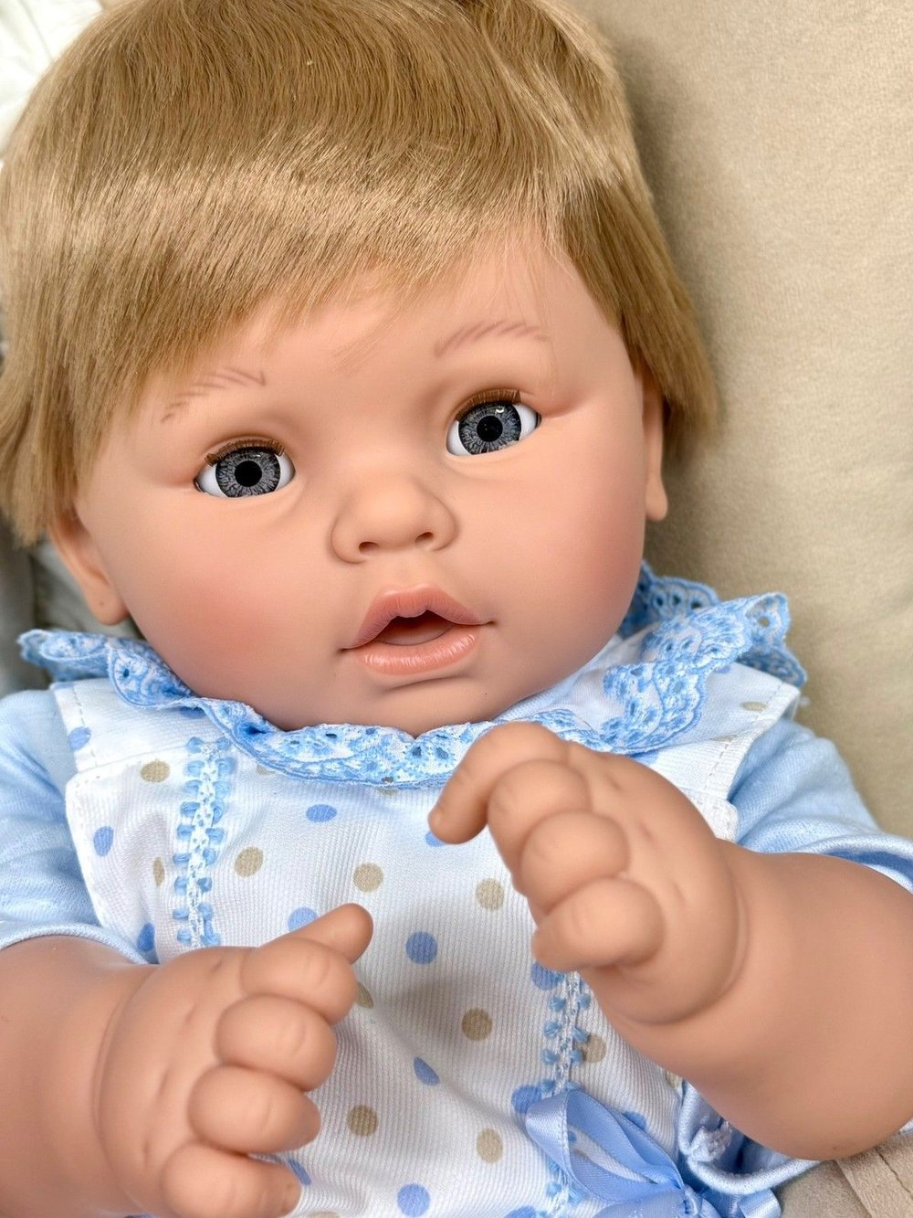 Кукла Berbesa мягконабивная 62см Dulzon (8051S)