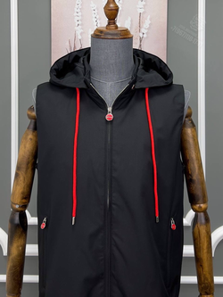 Жилет Kiton