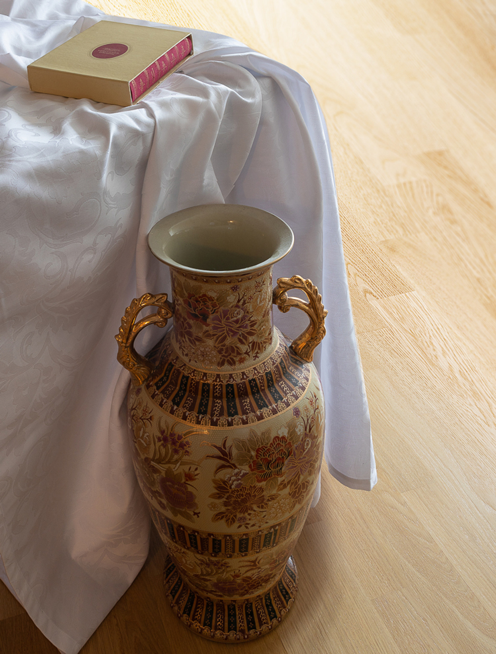 Скатерть 180x320 и 12 салфеток EmilioGatti Florida белые