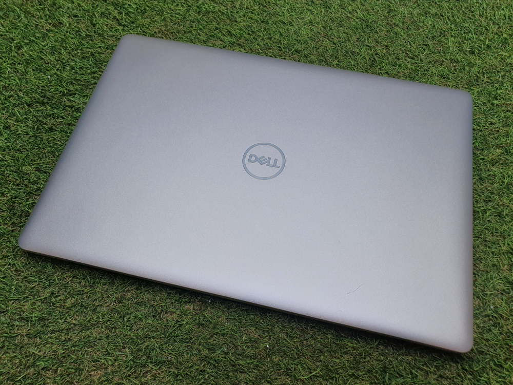 Ноутбук Dell i5-10/12Gb/MX230 2Gb/FHD