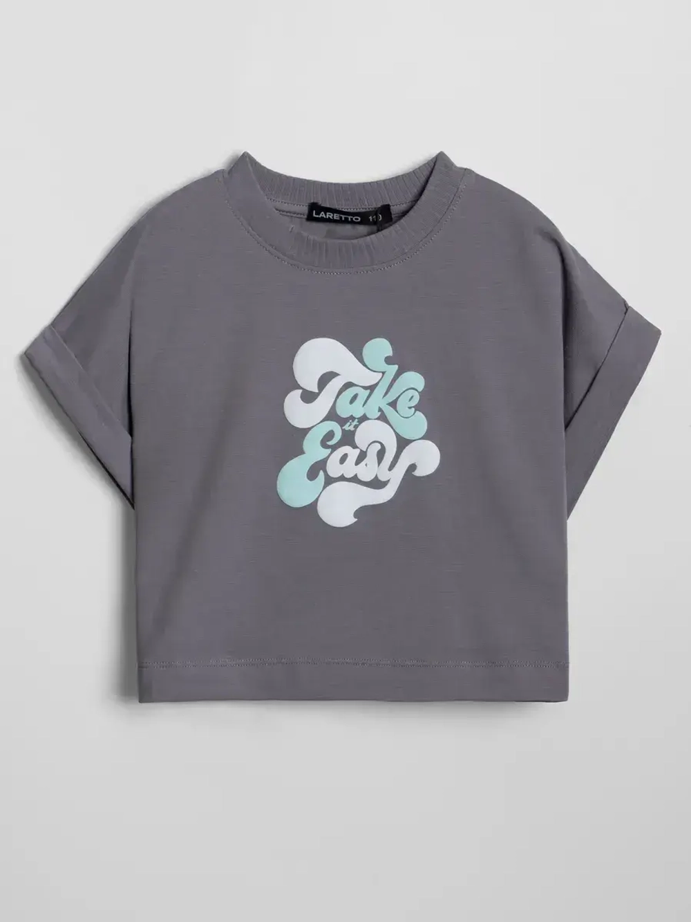 Серый костюм для девочки на лето