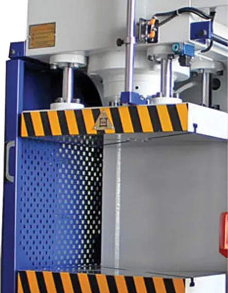 Пресс гидравлический с С-образной станиной Hidroliksan CFS 250