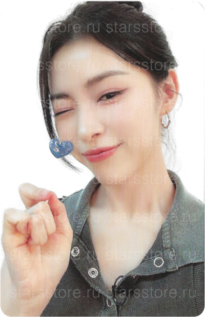 Фотокарта Ryujin ITZY -GOLD(MAKESTAR)