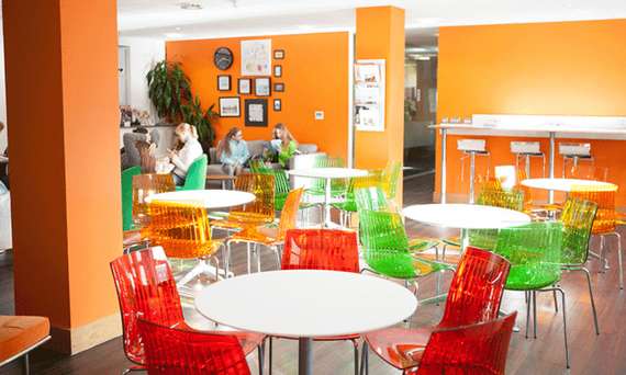 Стул X-Treme S прозрачный красный