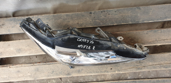 Фара праваяLED Toyota Camry (XV70) 17-21 Б/У Оригинал 8114533E11