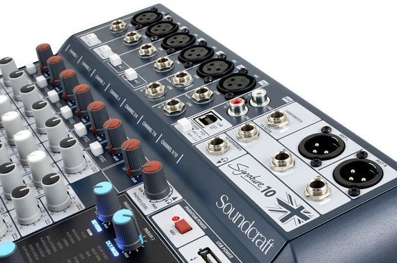 SoundCraft Signature 10