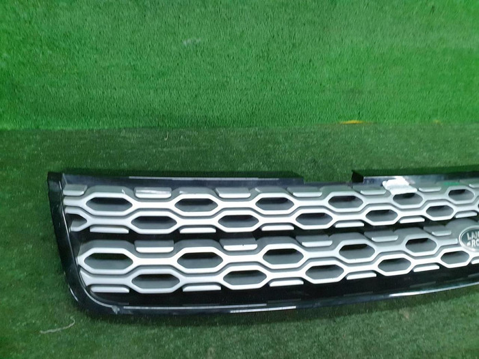 Решетка радиатора Land-Rover Discovery Sport (2019-н.в.)