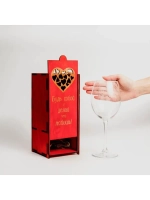 Бокал для вина с гравировкой в подарочной упаковке