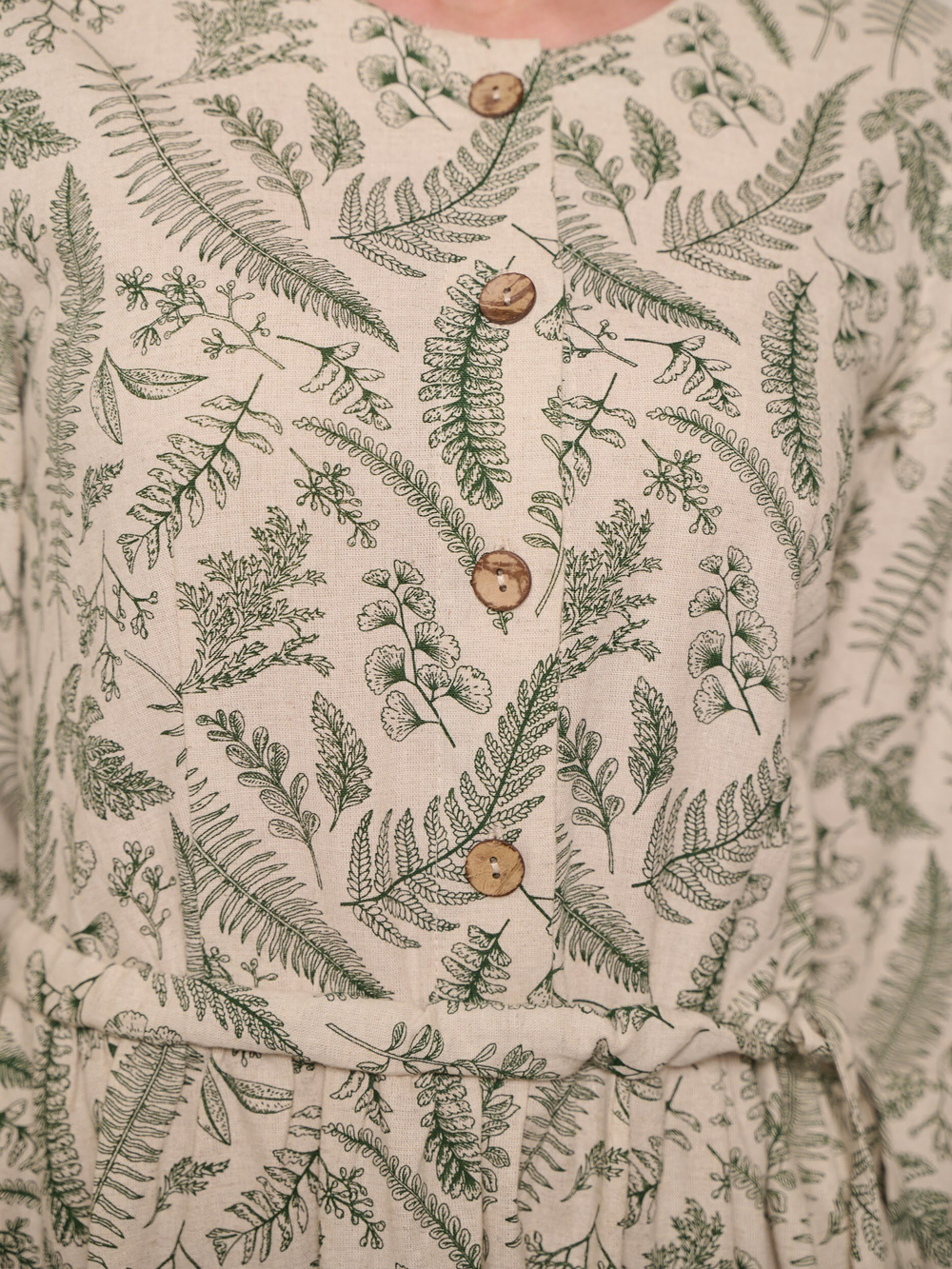 Платье с кружевом длинное