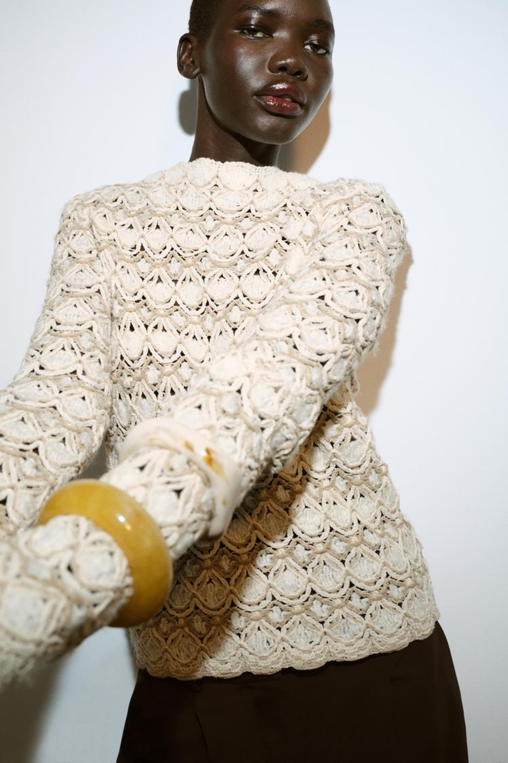 ZARA ДЖЕМПЕР СТРУКТУРНОЙ ВЯЗКИ, ЭКРЮ