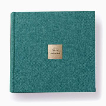 20x20 фотокнига с текстильной обложкой Laguna c квадратной металлической вставкой