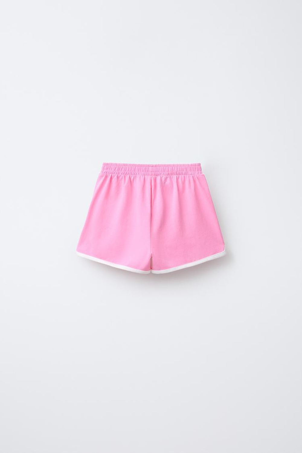 ZARA ПИЖАМА С ФУТБОЛКОЙ И ШОРТАМИ-БЕРМУДАМИ С ПРИНТОМ PIKACHU POKÉMON ™, РОЗОВЫЙ