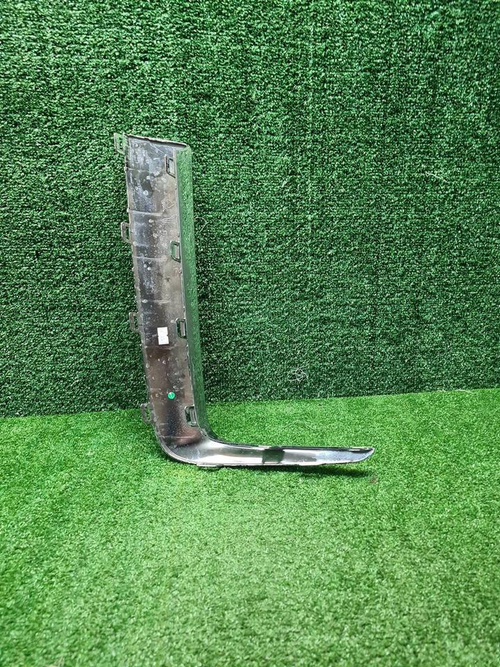 Накладка бампера правая Voyah Dream (2021-н.в.)