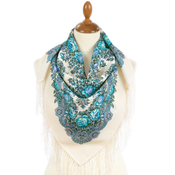 Платок шерстяной с шелковой бахромой